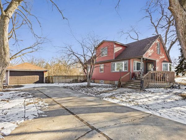 5875 Walnut Avenue, Downers Grove, IL 60516