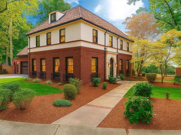 177 Springfield St, Springfield, MA 01107