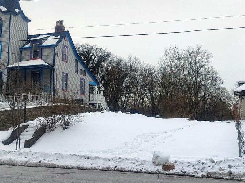 4700 N Edgewood Avenue, Cincinnati, OH 45232 Photo 2