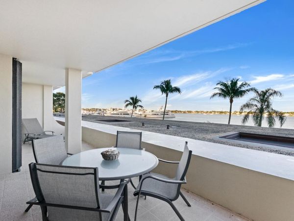 130 Lakeshore Drive, Unit 222, North Palm Beach, FL 33408