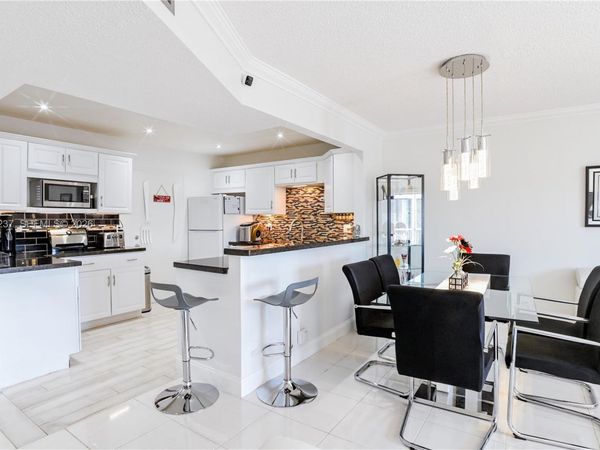 4751 NW 21st St, Unit 401, Lauderhill, FL 33313