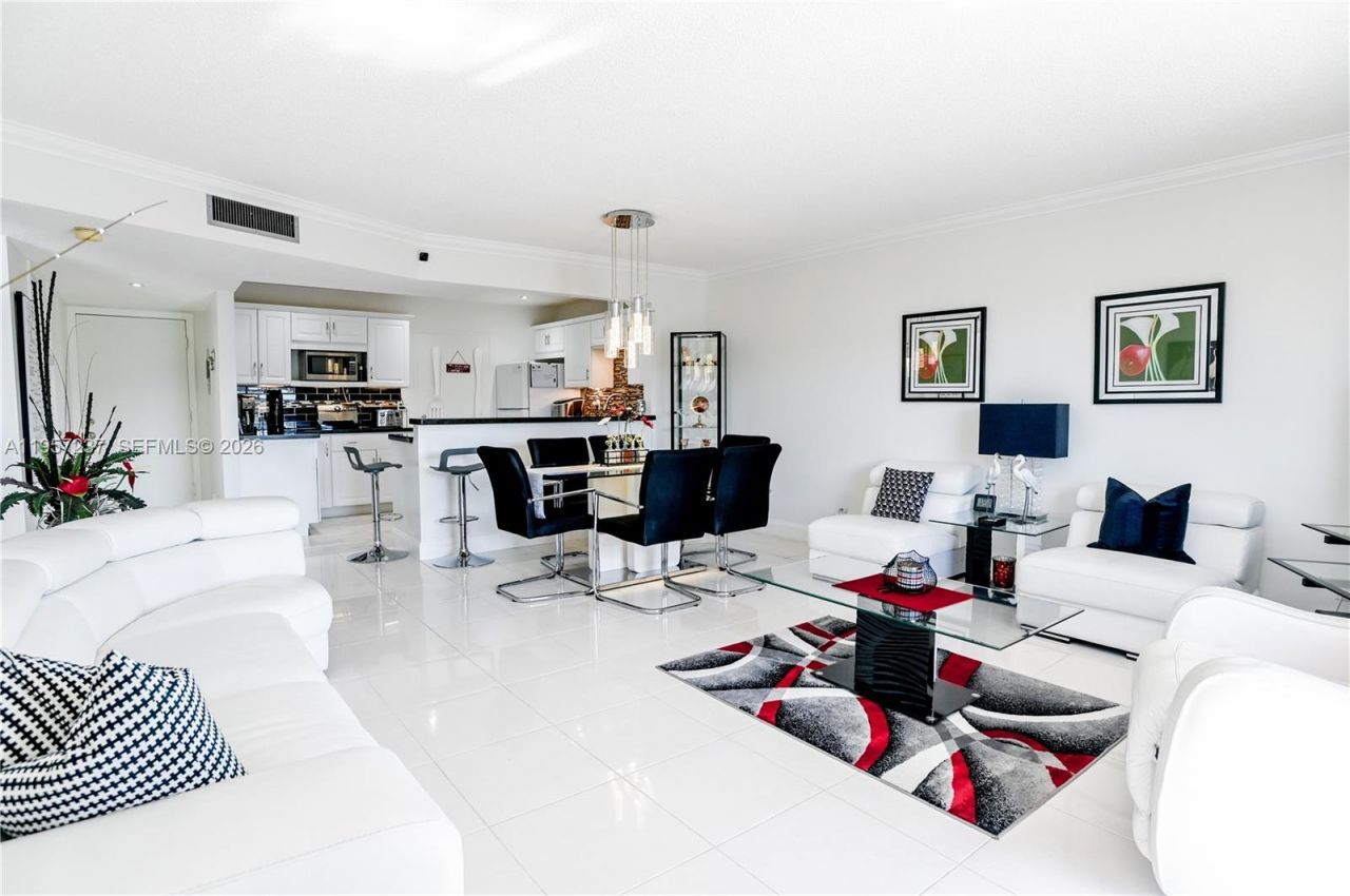 4751 NW 21st St, Unit 401, Lauderhill, FL 33313 Photo