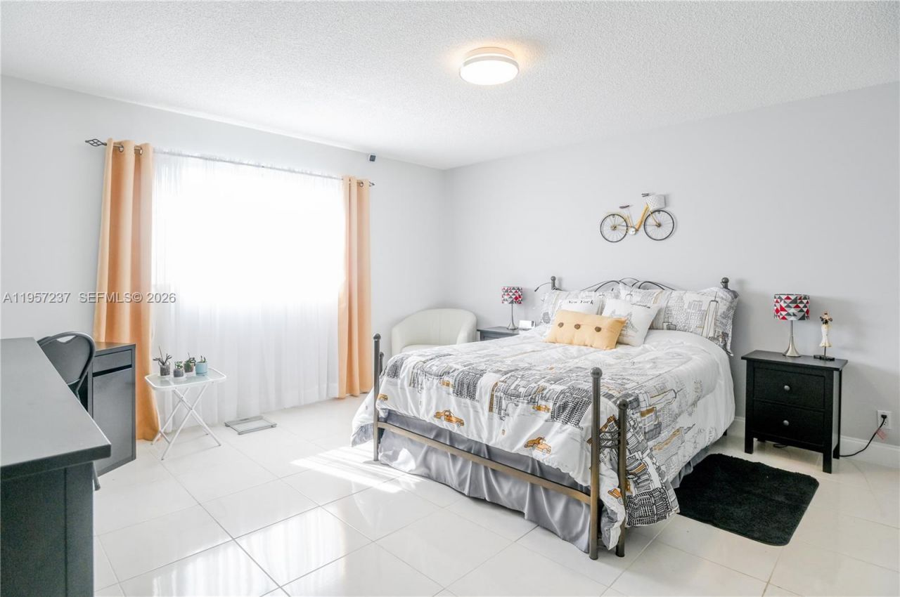 4751 NW 21st St, Unit 401, Lauderhill, FL 33313 Photo