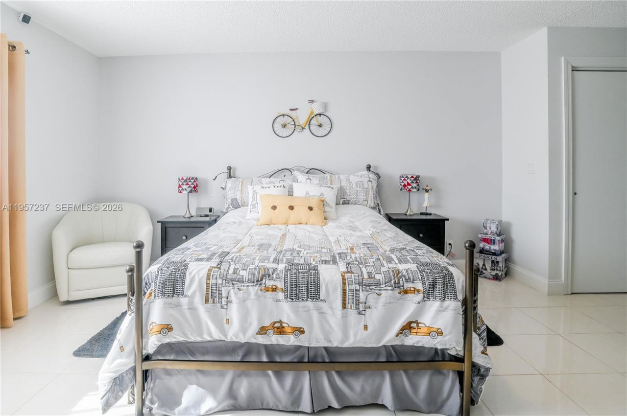 4751 NW 21st St, Unit 401, Lauderhill, FL 33313 Photo