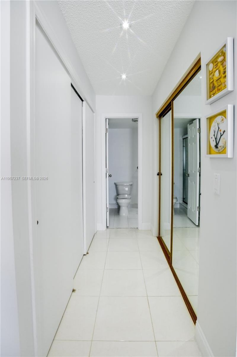 4751 NW 21st St, Unit 401, Lauderhill, FL 33313 Photo