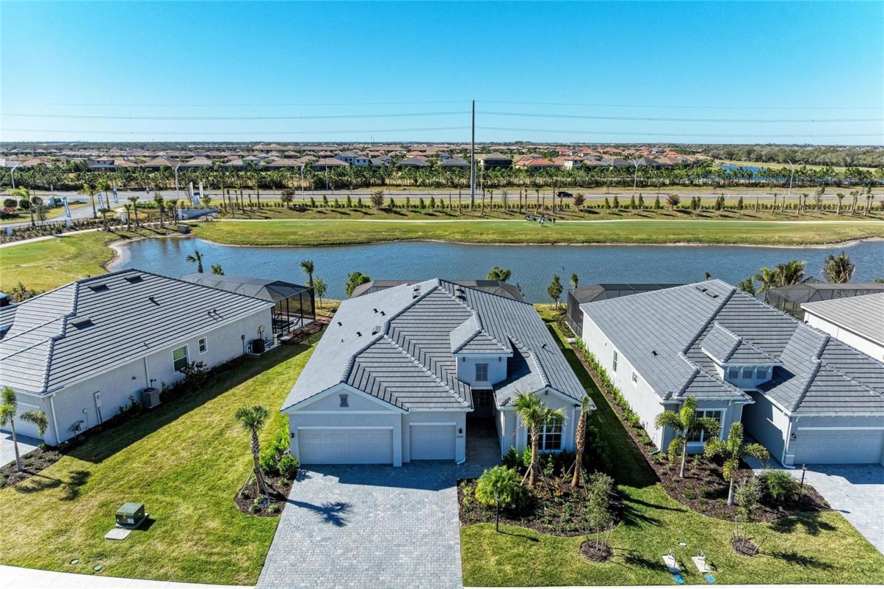 5624 Lightning Whelk, Lakewood Ranch, FL 34211 Photo