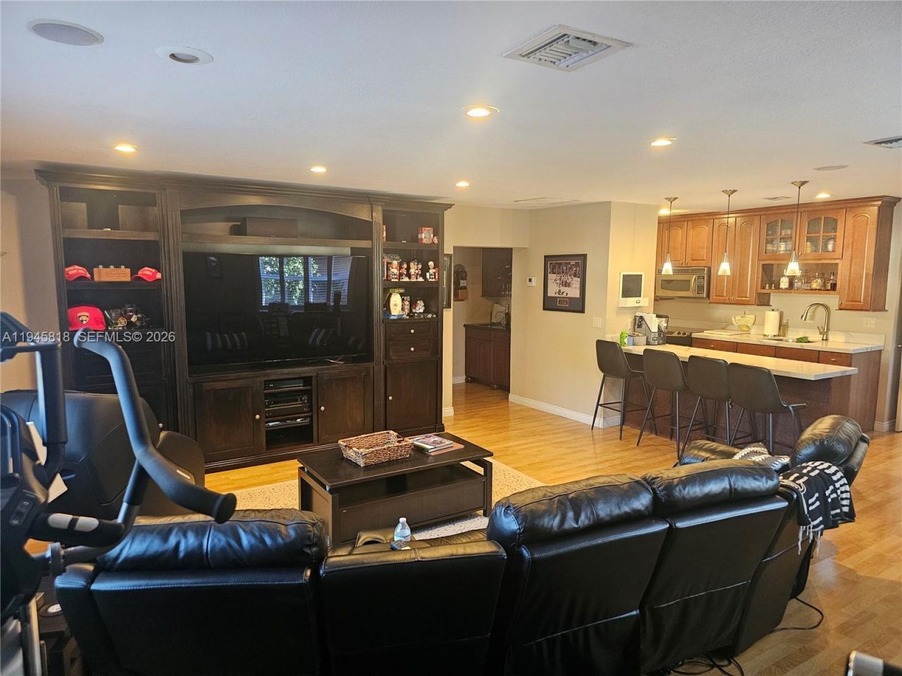 3070 Perriwinkle Cir , Davie, FL 33328 Photo