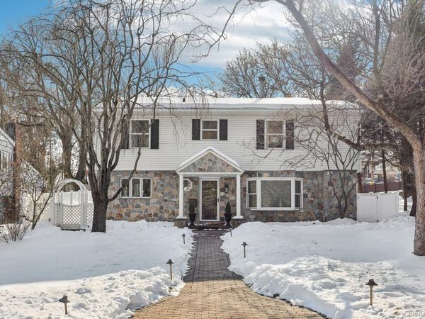 56 Hewitt Avenue, Bronxville, NY 10708