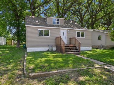108 Maple Street, Jackson, MN 56143