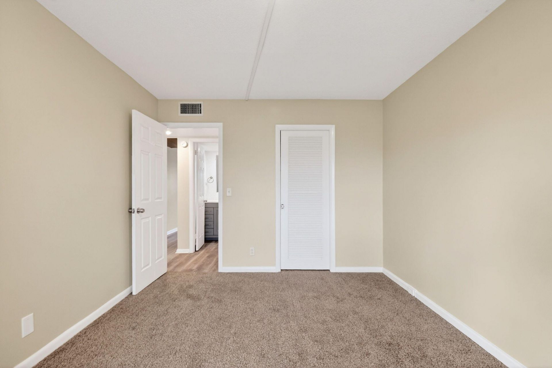 168 Wellington J, West Palm Beach, FL 33417 Photo