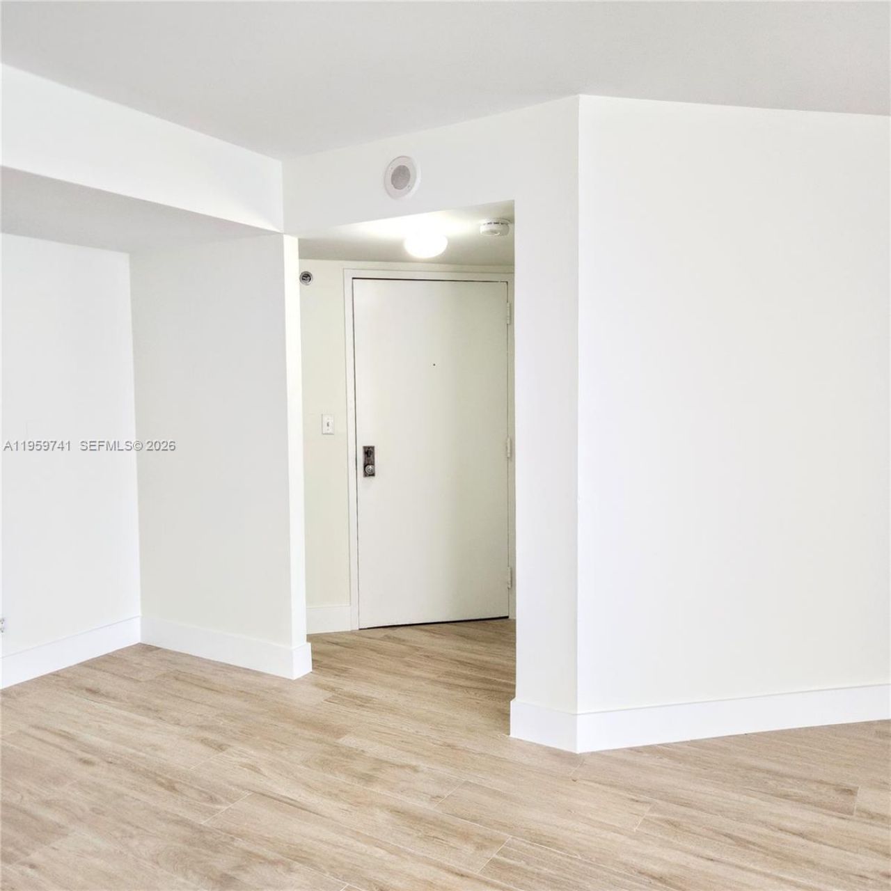 18181 NE 31st Ct, Unit 2505, Aventura, FL 33160 Photo