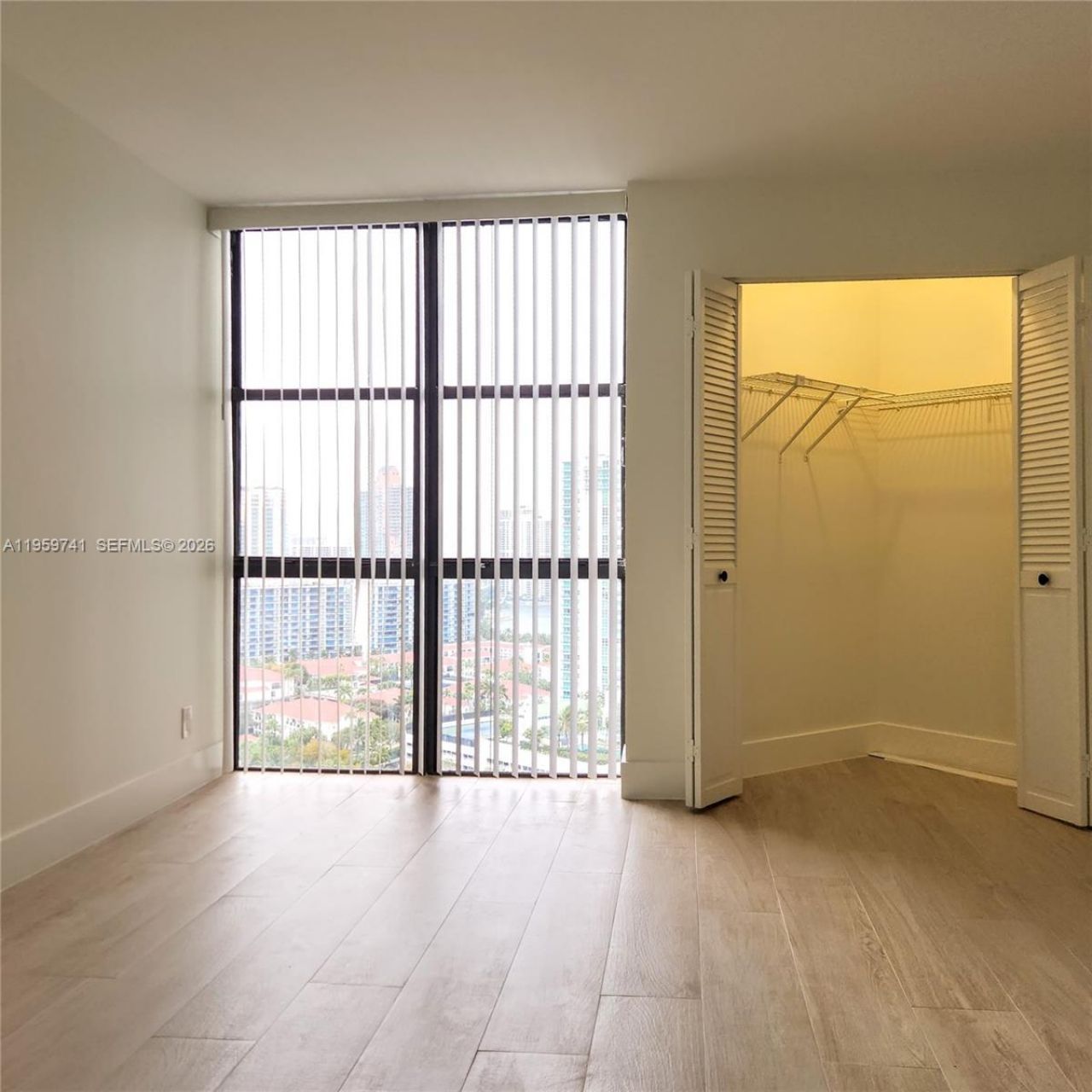 18181 NE 31st Ct, Unit 2505, Aventura, FL 33160 Photo