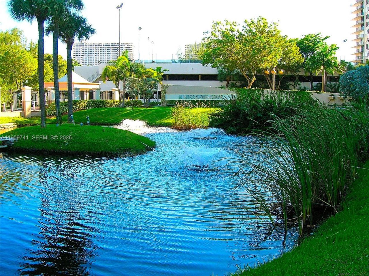 18181 NE 31st Ct, Unit 2505, Aventura, FL 33160 Photo