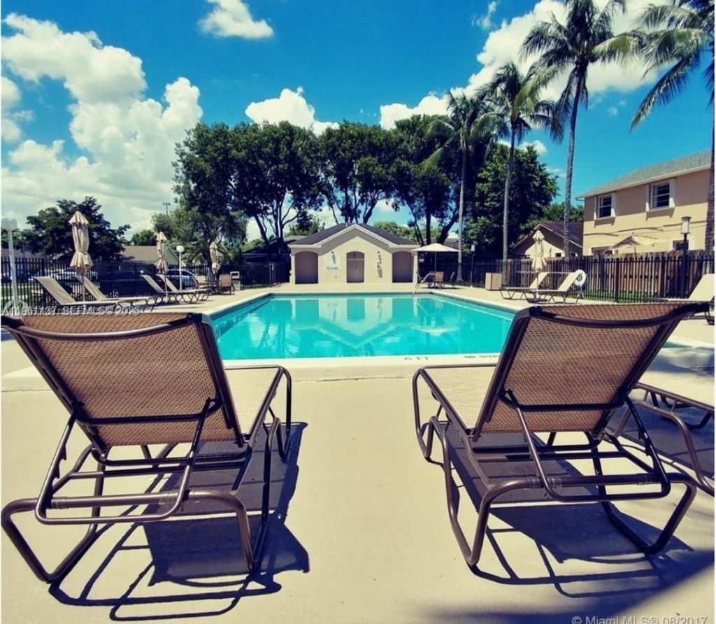 5753 NW 98th Ave , Doral, FL 33178 Photo