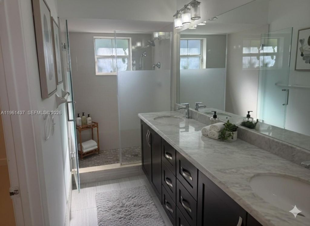 5753 NW 98th Ave , Doral, FL 33178 Photo