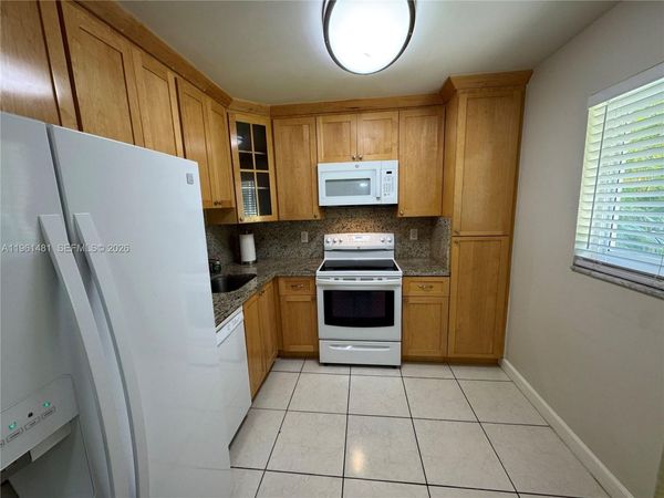 8101 Camino Real , Unit C-115, Miami, FL 33143