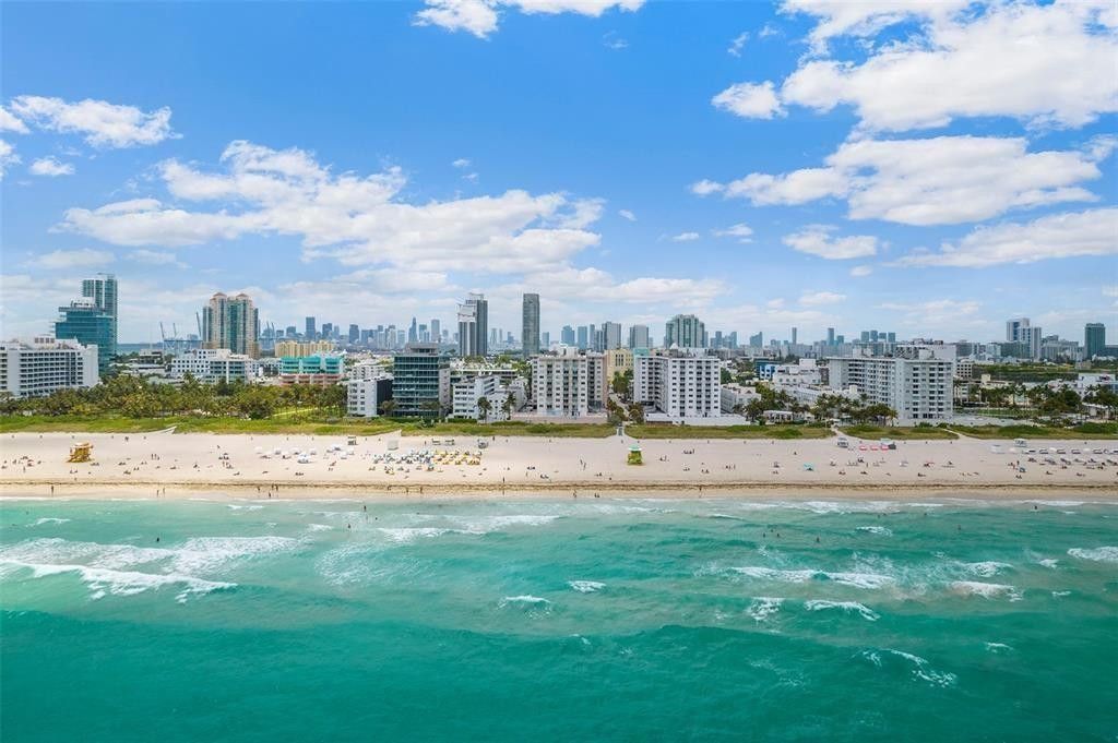 345 Ocean Drive, Unit 512, Miami Beach, FL 33139 Photo