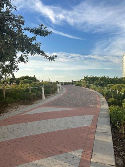 345 Ocean Drive, Unit 512, Miami Beach, FL 33139 Photo