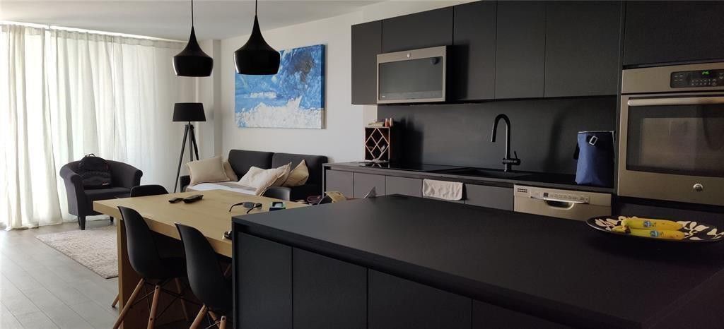 345 Ocean Drive, Unit 512, Miami Beach, FL 33139 Photo