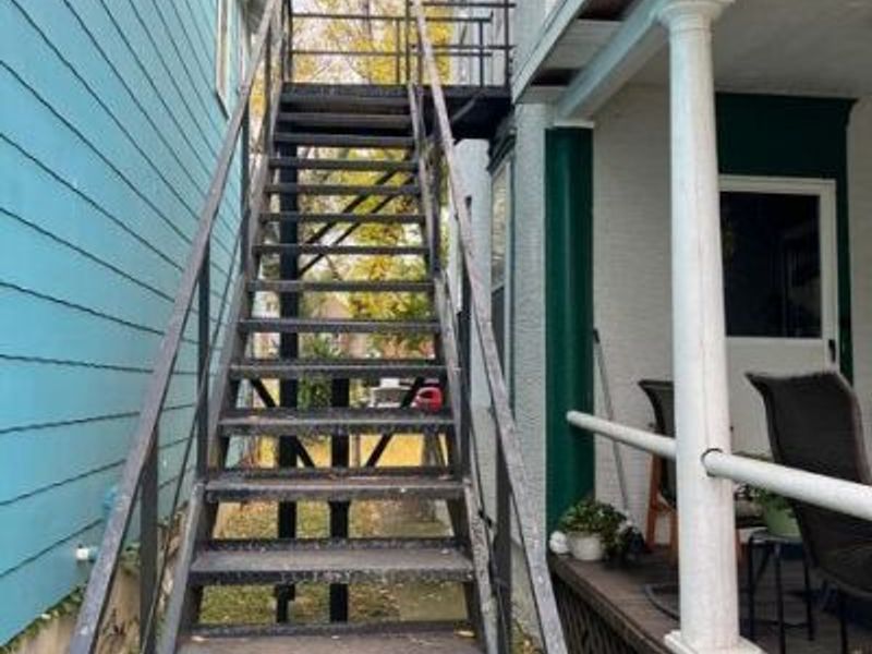 304 Johnson Street, Columbus, OH 43203 Photo 5