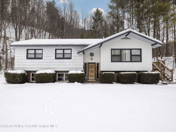 14042 Route 23, Prattsville, NY 12468