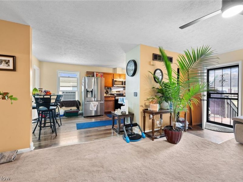 757 Independence Avenue, Akron, OH 44310 Photo 6