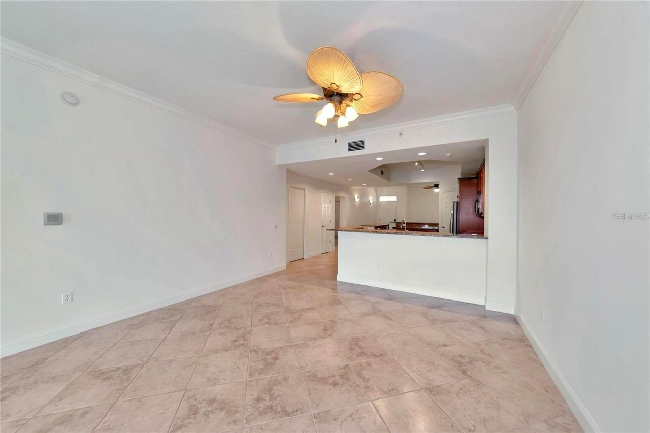 7702 Lake Vista Court, Unit 206, Bradenton, FL 34202 Photo