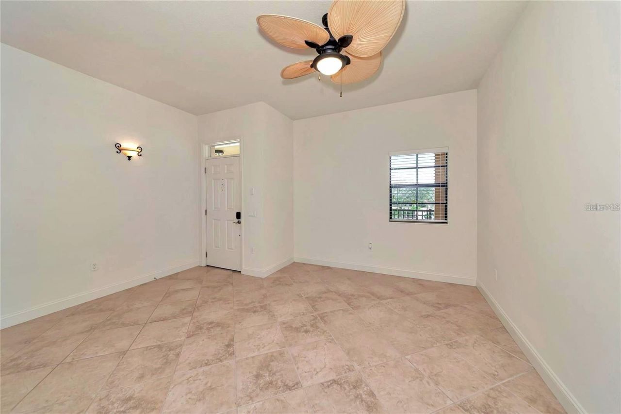 7702 Lake Vista Court, Unit 206, Bradenton, FL 34202 Photo