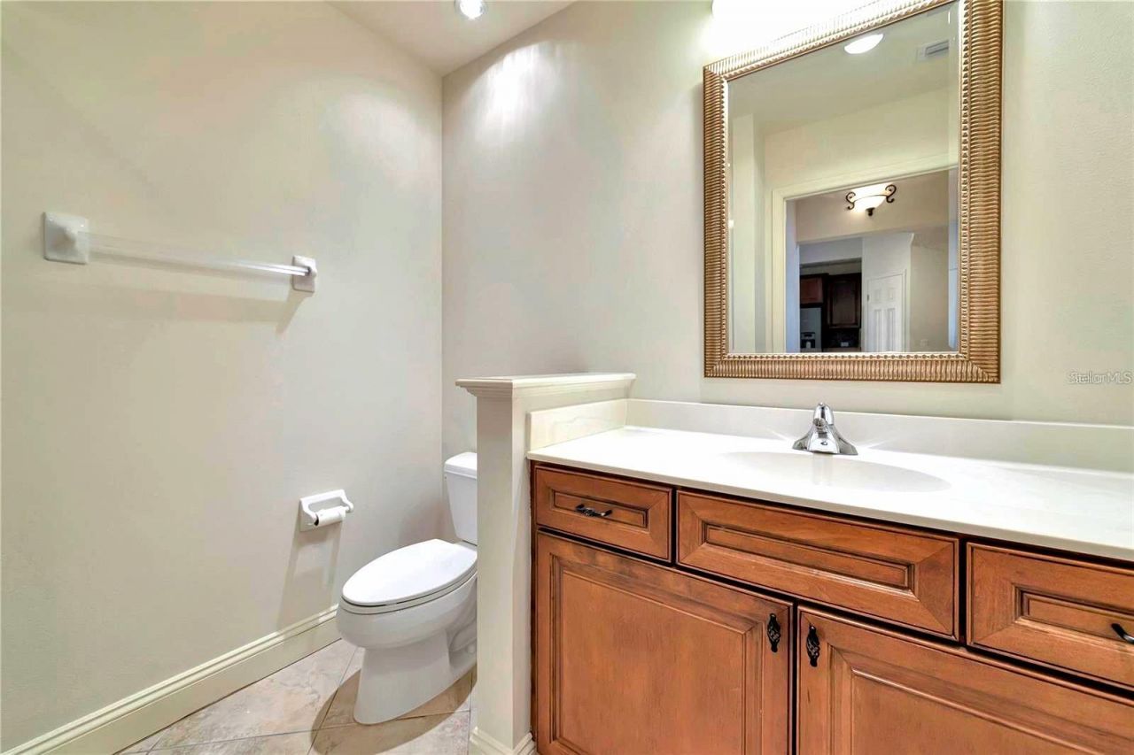 7702 Lake Vista Court, Unit 206, Bradenton, FL 34202 Photo