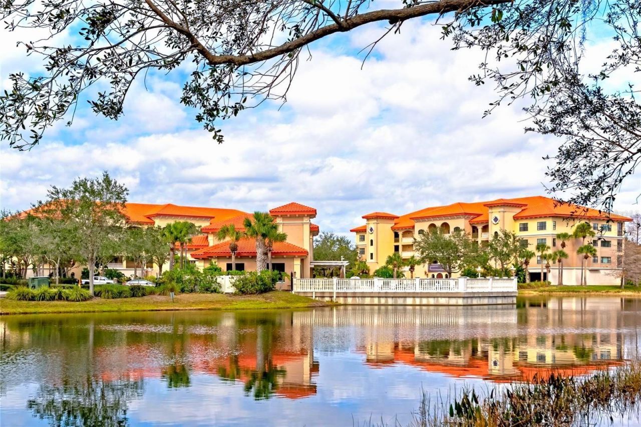 7702 Lake Vista Court, Unit 206, Bradenton, FL 34202 Photo