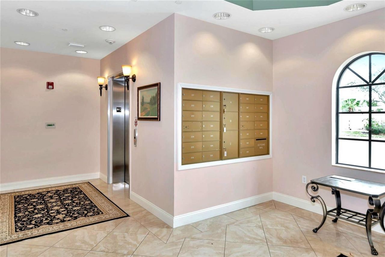 7702 Lake Vista Court, Unit 206, Bradenton, FL 34202 Photo