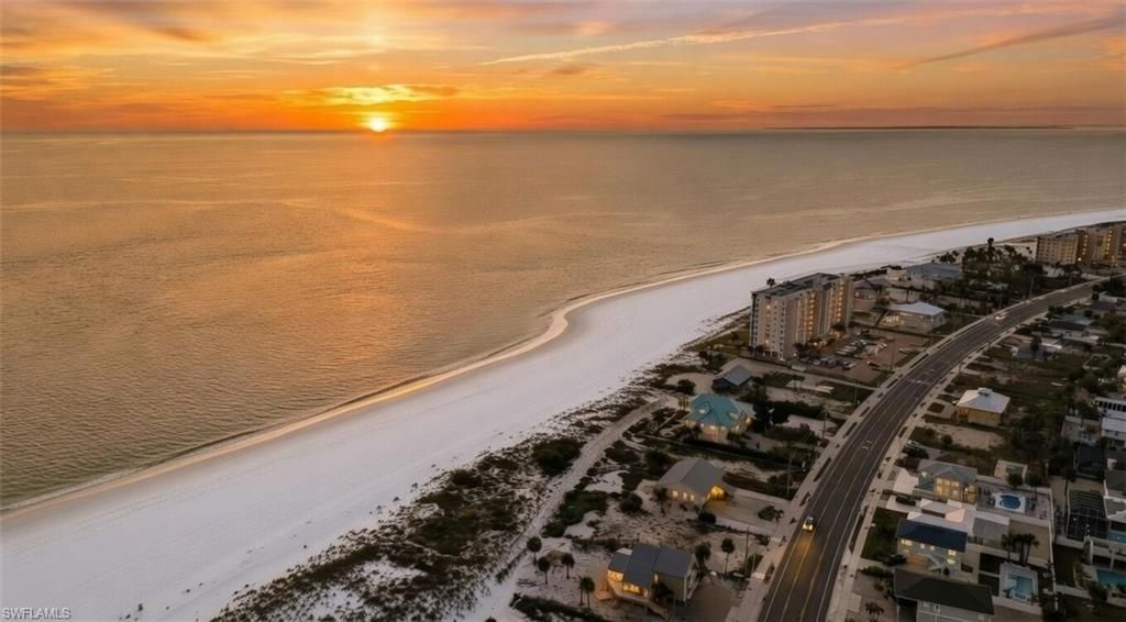 8010 Estero Blvd, Fort Myers Beach, FL 33931 Photo