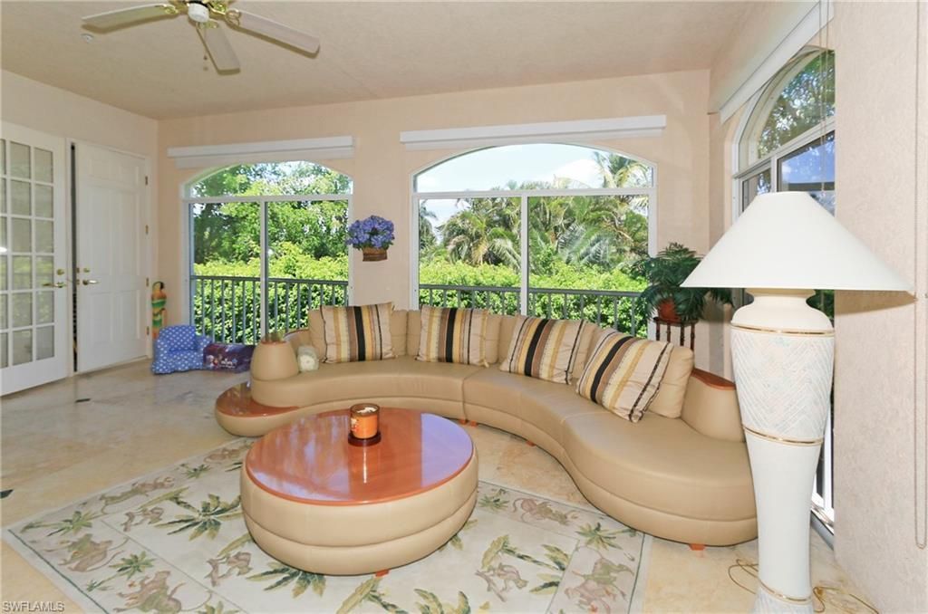 267 Colonade Cir, Unit 2704, Naples, FL 34103 Photo