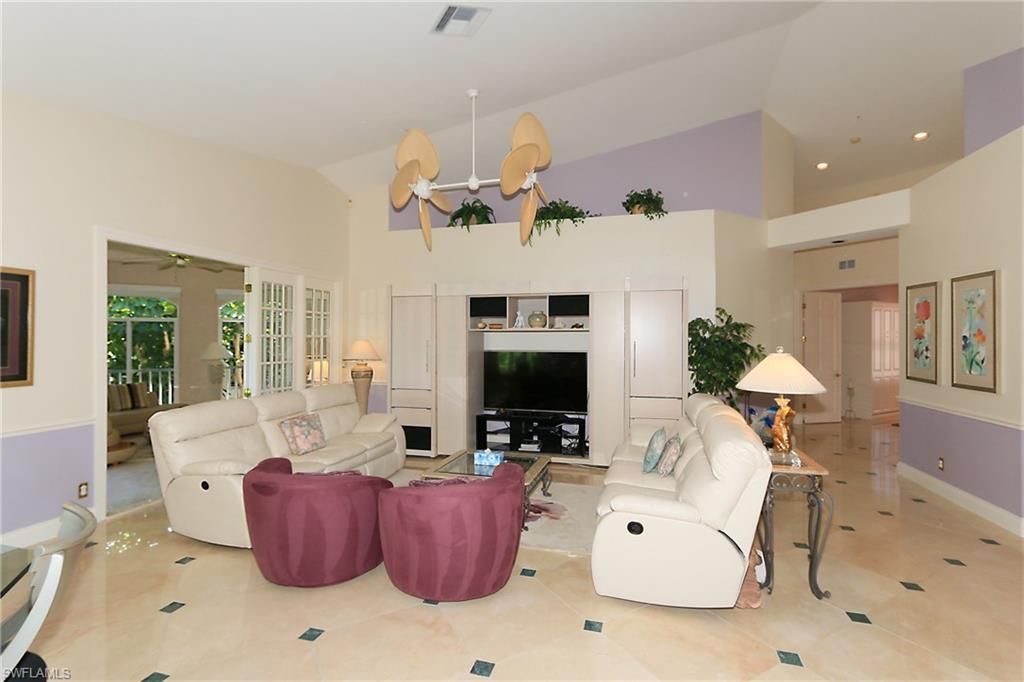 267 Colonade Cir, Unit 2704, Naples, FL 34103 Photo