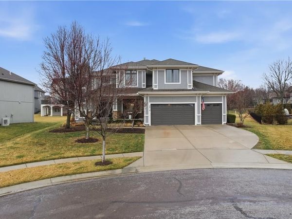 2914 W 155th Terrace, Overland Park, KS 66224