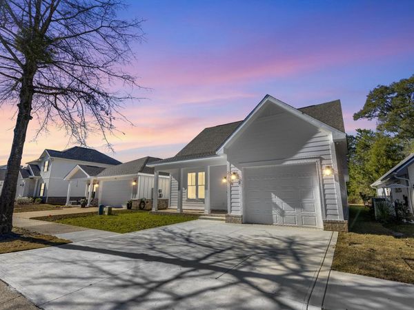 236 N Marsh Landing, Freeport, FL 32439