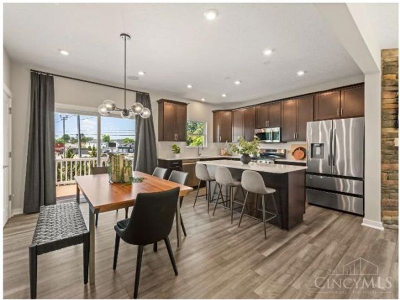 3662 Birkdale Lane, Fairfax, OH 45227 Photo 2