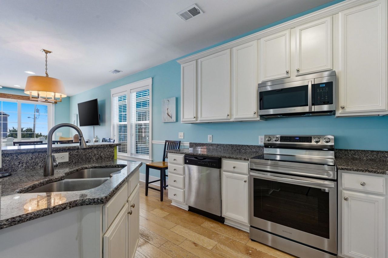 1411-3 N Waccamaw Dr. Photo 6