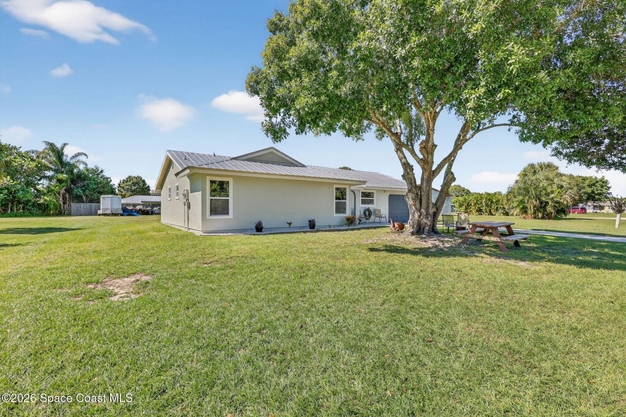 1610 SE Burning Lane , Port Saint Lucie, FL 34952 Photo