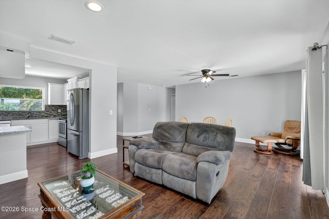 1610 SE Burning Lane , Port Saint Lucie, FL 34952 Photo