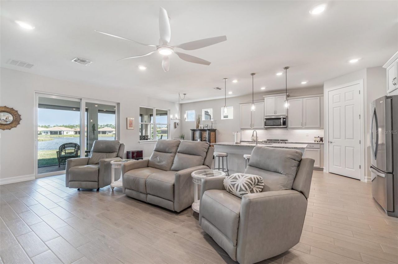 3845 Crosswater Drive, North Fort Myers, FL 33917 Photo