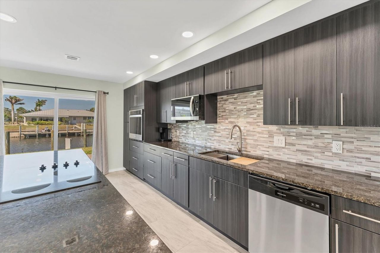 2280 Bayview Road, Punta Gorda, FL 33950 Photo