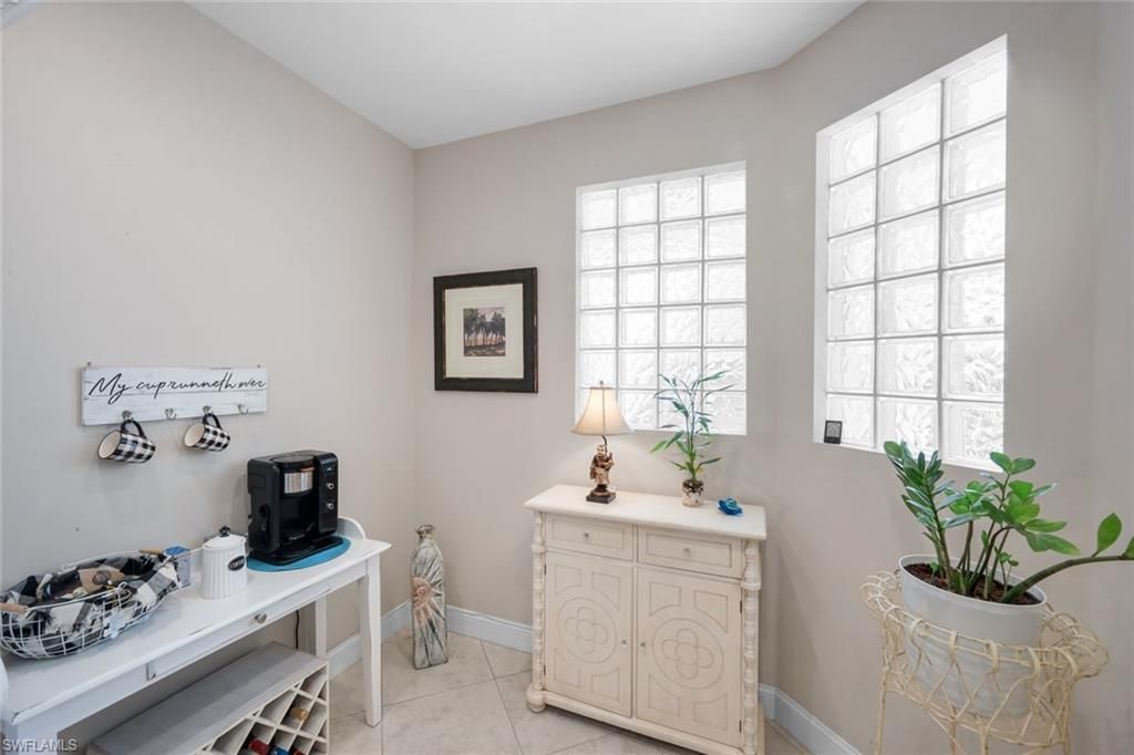 8239 Parkstone Pl, Unit 107, Naples, FL 34120 Photo