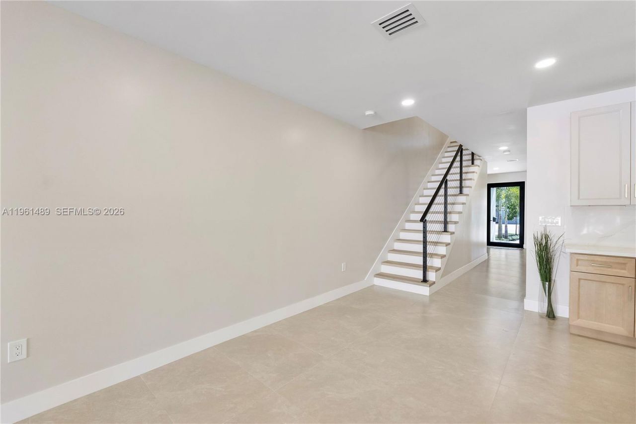 701 SW 17th Street, Fort Lauderdale, FL 33315 Photo