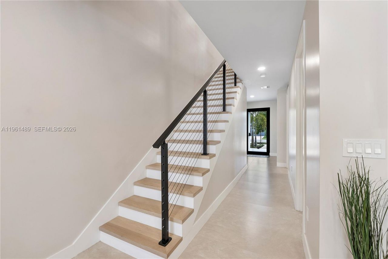 701 SW 17th Street, Fort Lauderdale, FL 33315 Photo