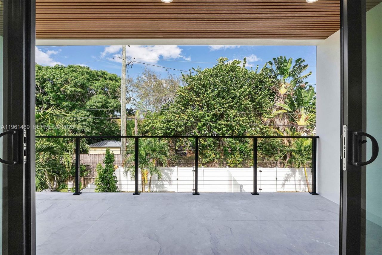 701 SW 17th Street, Fort Lauderdale, FL 33315 Photo