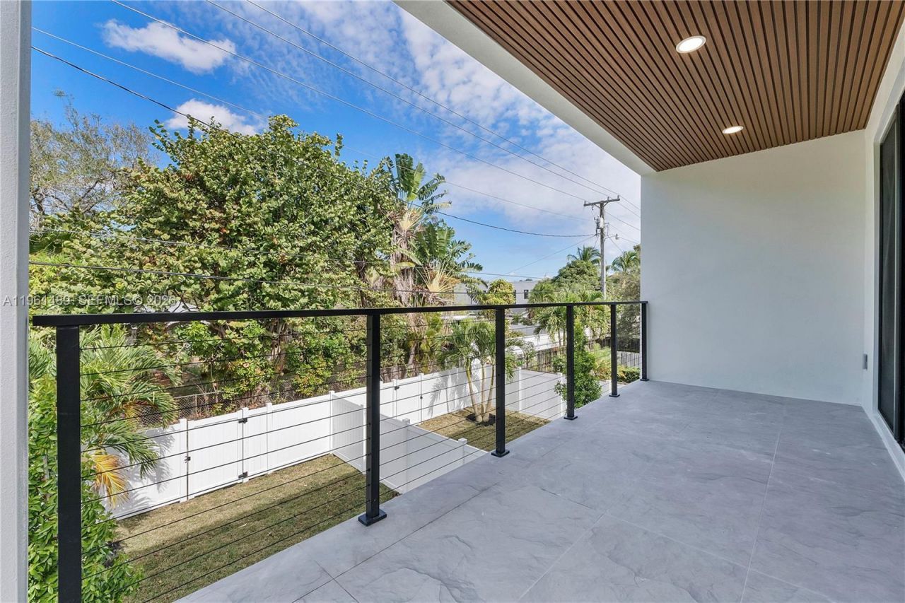 701 SW 17th Street, Fort Lauderdale, FL 33315 Photo