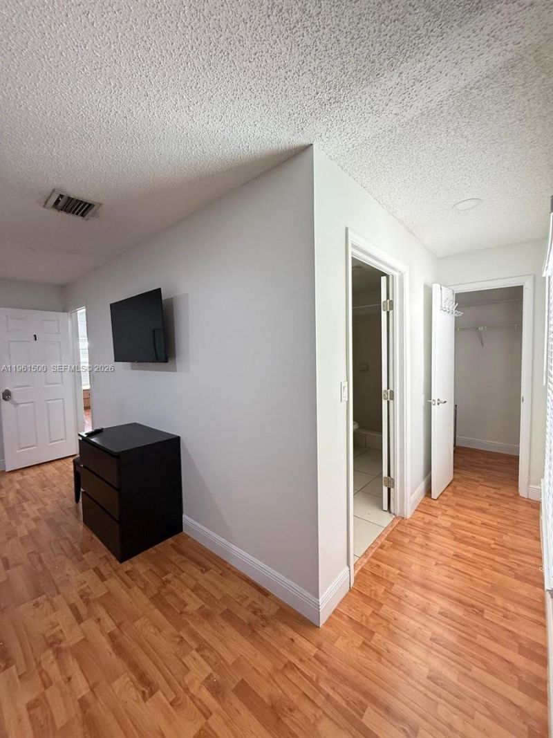 2566 Coral Springs Dr, Coral Springs, FL 33076 Photo