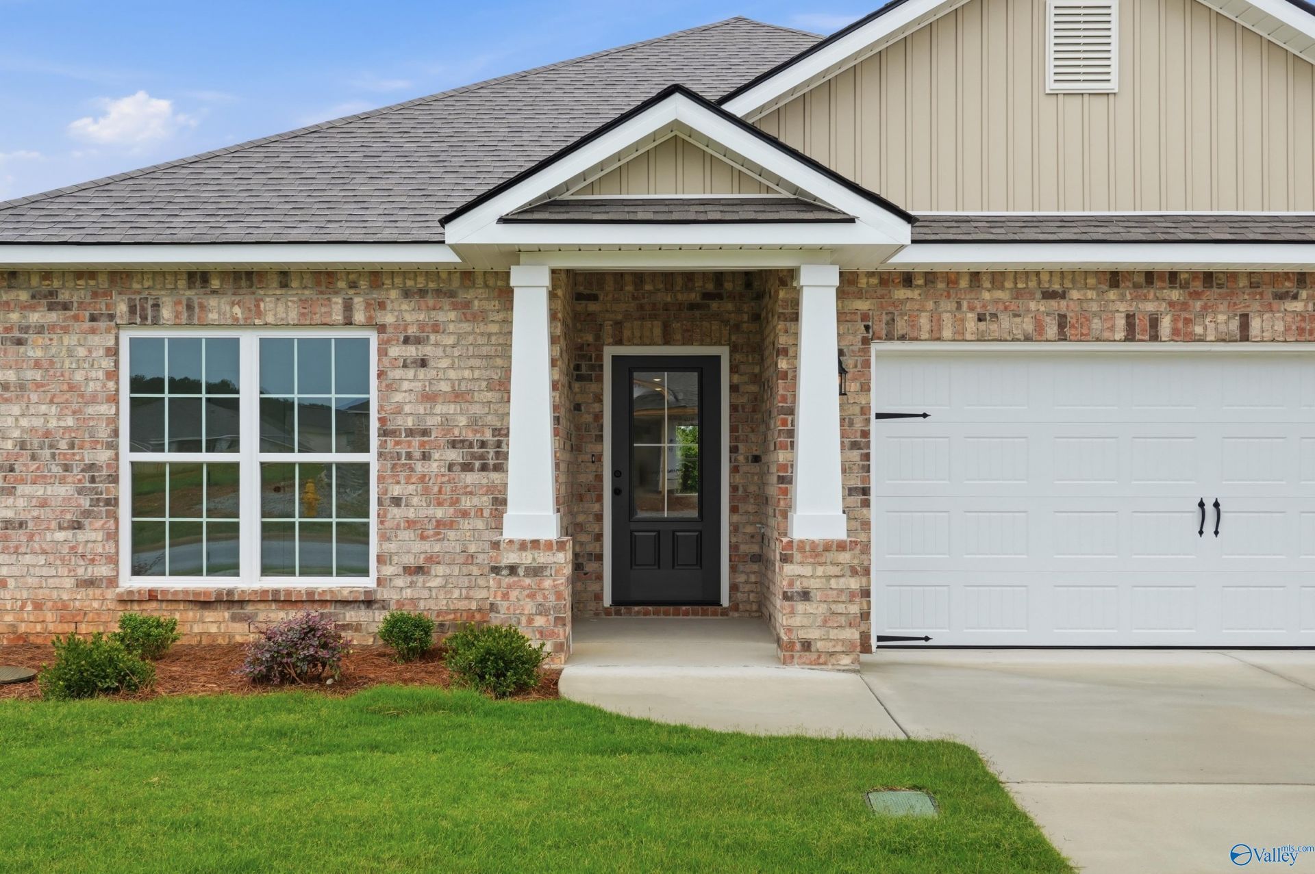 122 Cotita Drive, Toney, AL 35773 Main Photo
