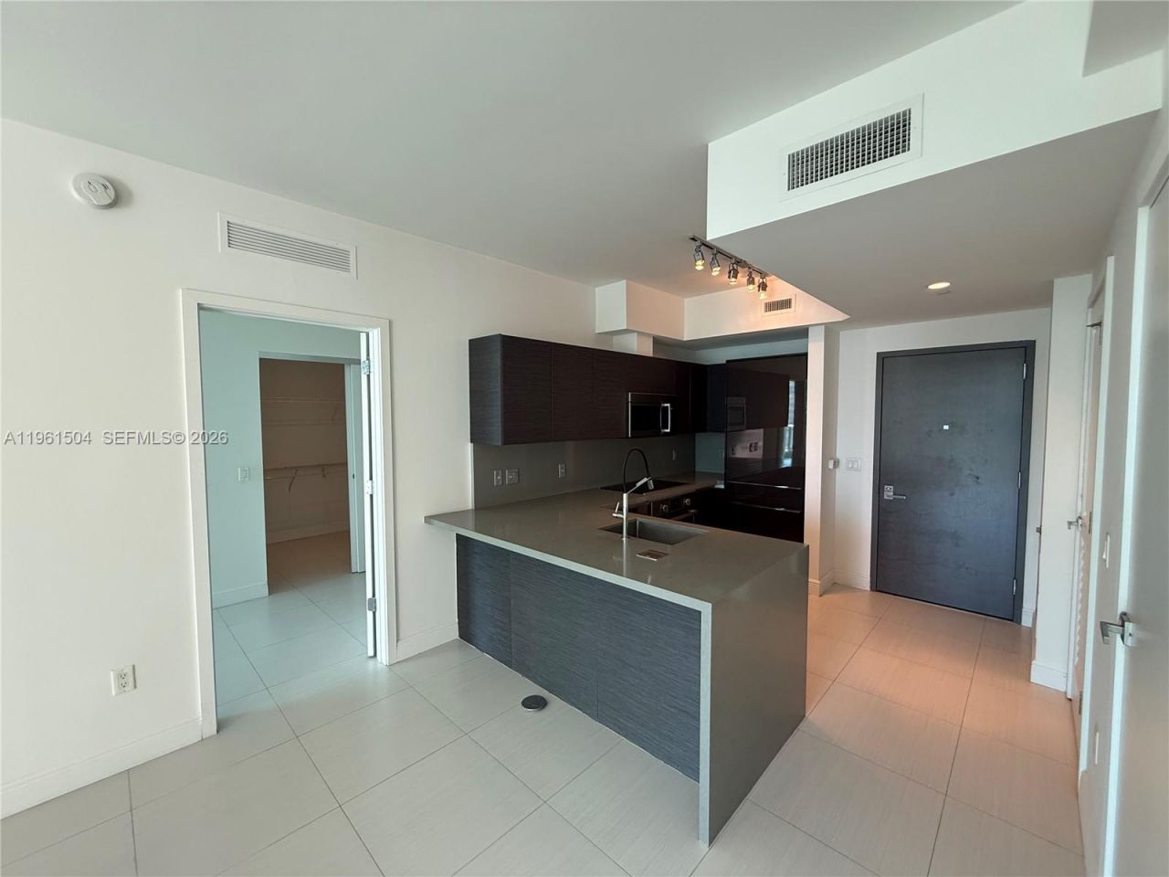 1080 Brickell Ave , Unit 3204, Miami, FL 33131 Photo